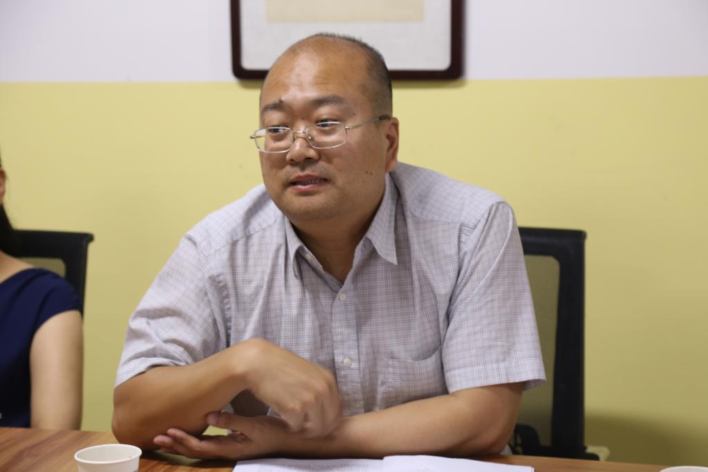 陕西学前师范学院中文系主任牛文明教授